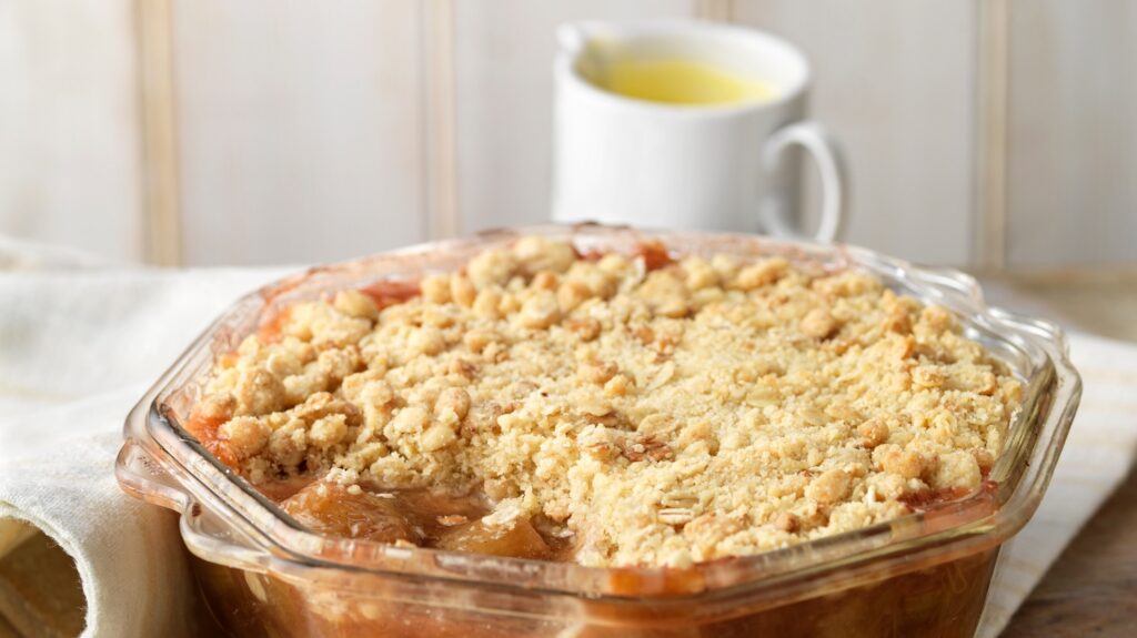 Rhubarb crumble dessert